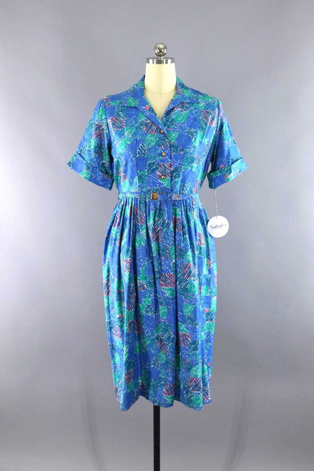 Vintage Blue Abstract Day Dress - image 1