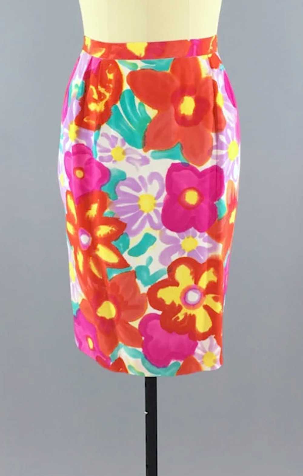 Vintage 1980s Silk Floral Print Pencil Skirt - image 1