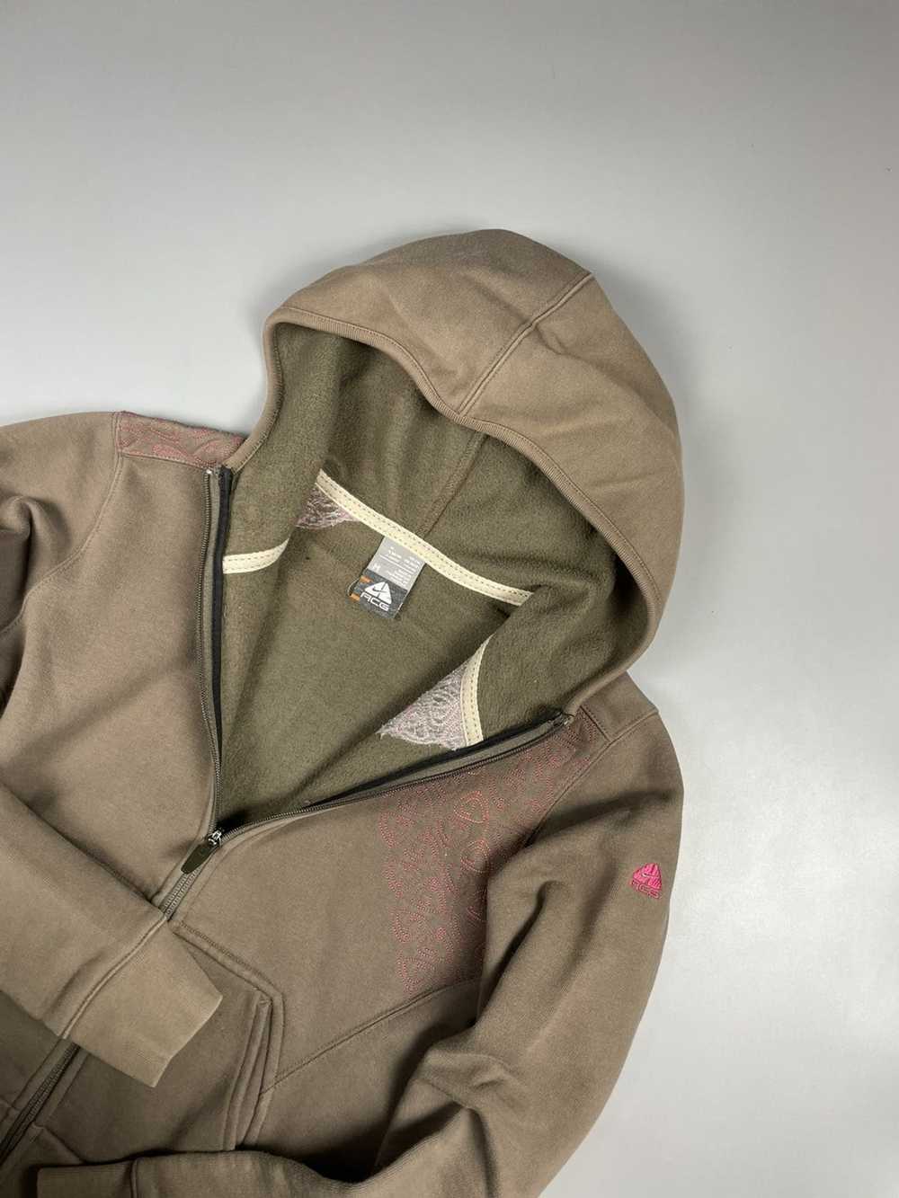 Nike × Nike ACG × Vintage Hoodie Nike ACG Brown V… - image 9