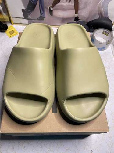 Adidas Adidas Yeezy Slide “Resin”