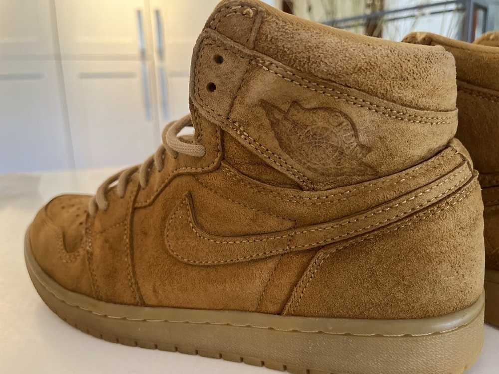 Nike Air Jordon 1 Retro High wheat - image 4