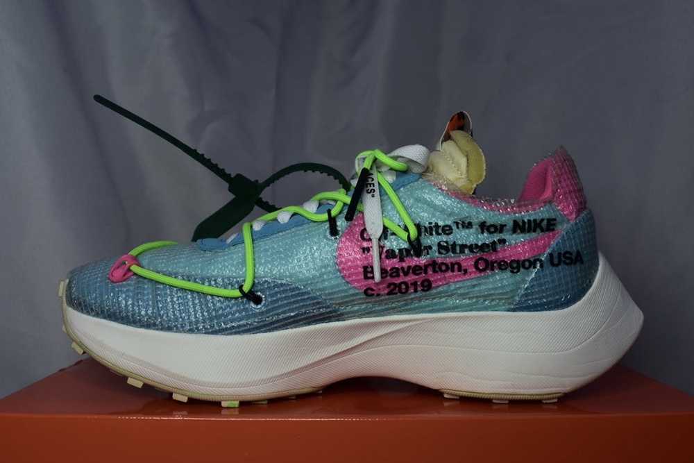 Nike × Off-White Off-White x Wmns Vapor Street ‘P… - image 2