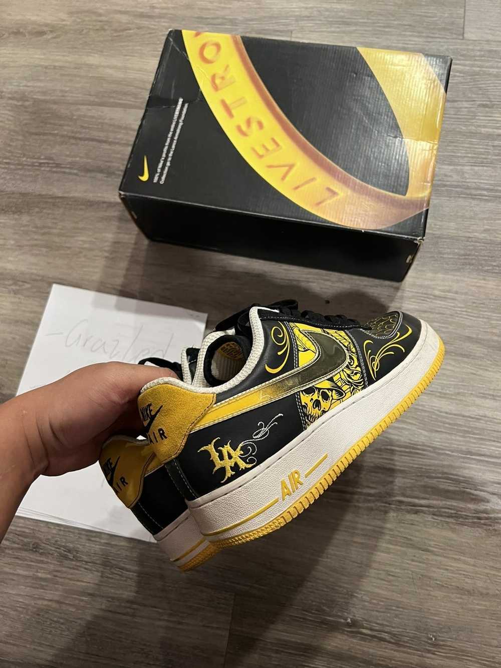 Nike Livestrong x Air Force 1 Low Supreme TZ LAF … - image 4