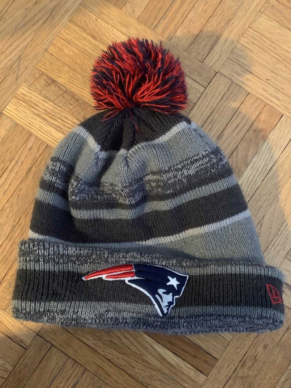 New Era New England Patriots winter hat with Pom … - image 1