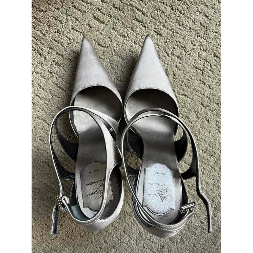 Roger Vivier Cloth heels - image 3