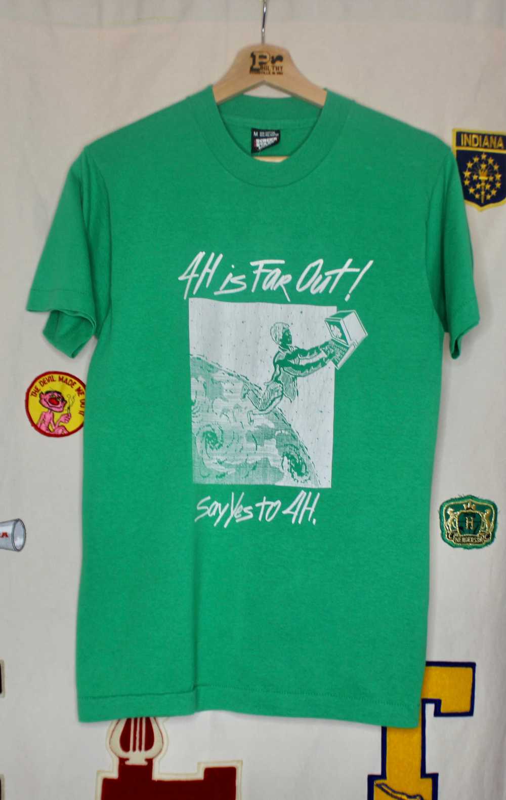 4H is Far Out T-Shirt: M - image 1