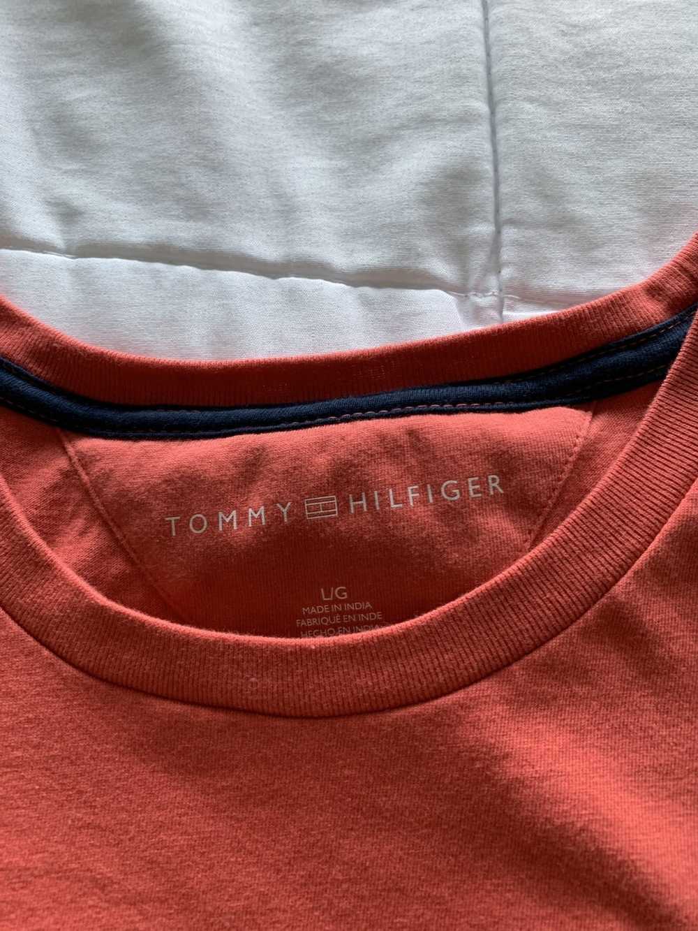 Tommy Hilfiger Tommy Hilfiger small logo tee - image 2