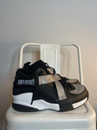 Nike Air Raid Peace 2014 Size 11 Used Rare Retro Authentic Black