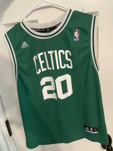 Sneaker Politics в X: „Now Available :: Just Don Boston Celtics Shorts -  Green/White ::   / X