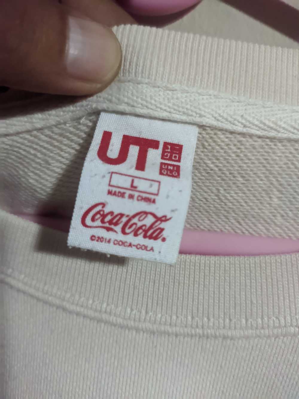 Coca Cola × Rare × Uniqlo Coca Cola Rare Sweatshi… - image 4