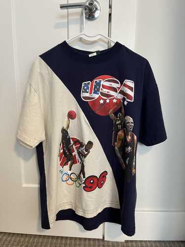 90s Dream Team Usa Basketball Mildly Thrashed Vintage 1992 shirt -  Kingteeshop