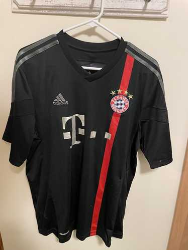 Adidas FC Bayern Munich Thiago Jersey 2014/15
