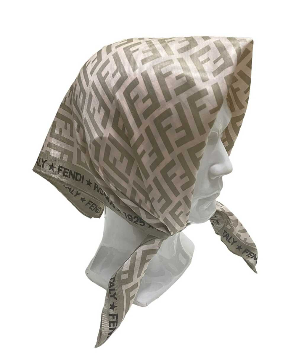 Vintage FENDI HANDKERCHIEFS POCKETSQUARE BANDANA … - image 1