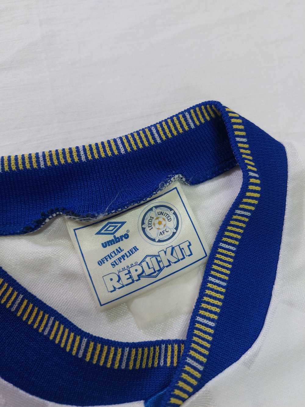 Umbro × Vintage Leeds United Home Football Shirt … - image 3