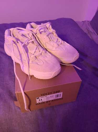 Pink yeezy sale 500s