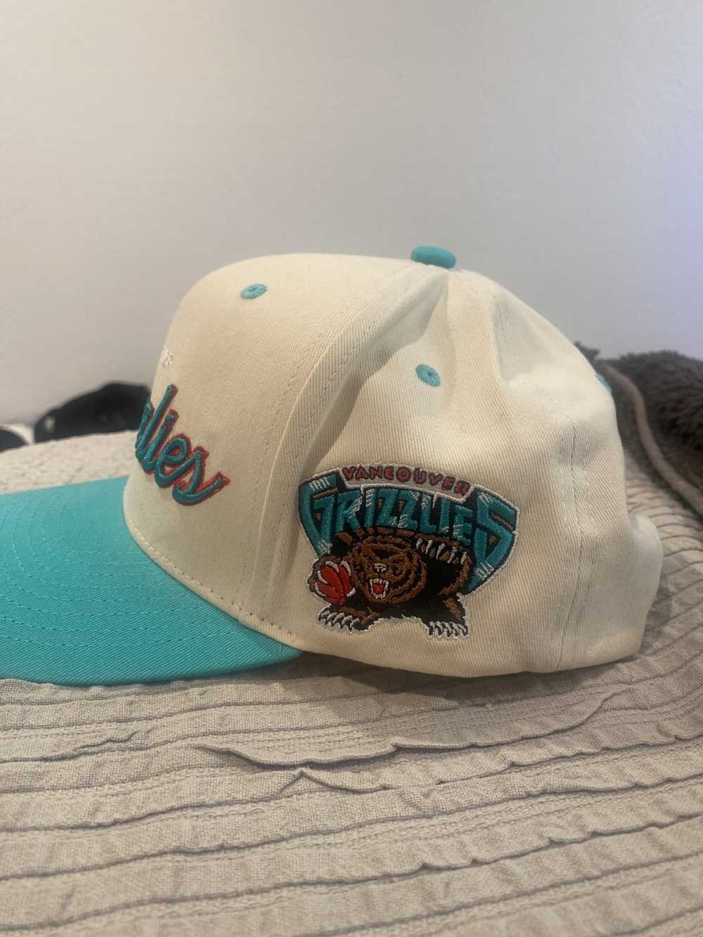 Mitchell & Ness Mitchell & Ness Vancouver Grizzli… - image 2