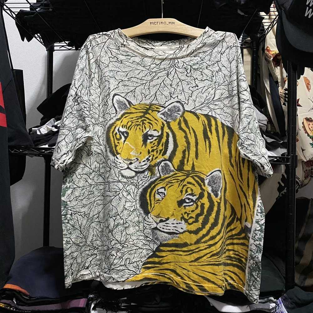 LUKYCILD Eye of The Tiger Shirt Women Vintage Tiger Printed Short Sleeve Tshirt Throwback Concert T-shirts Casual Tee Tops