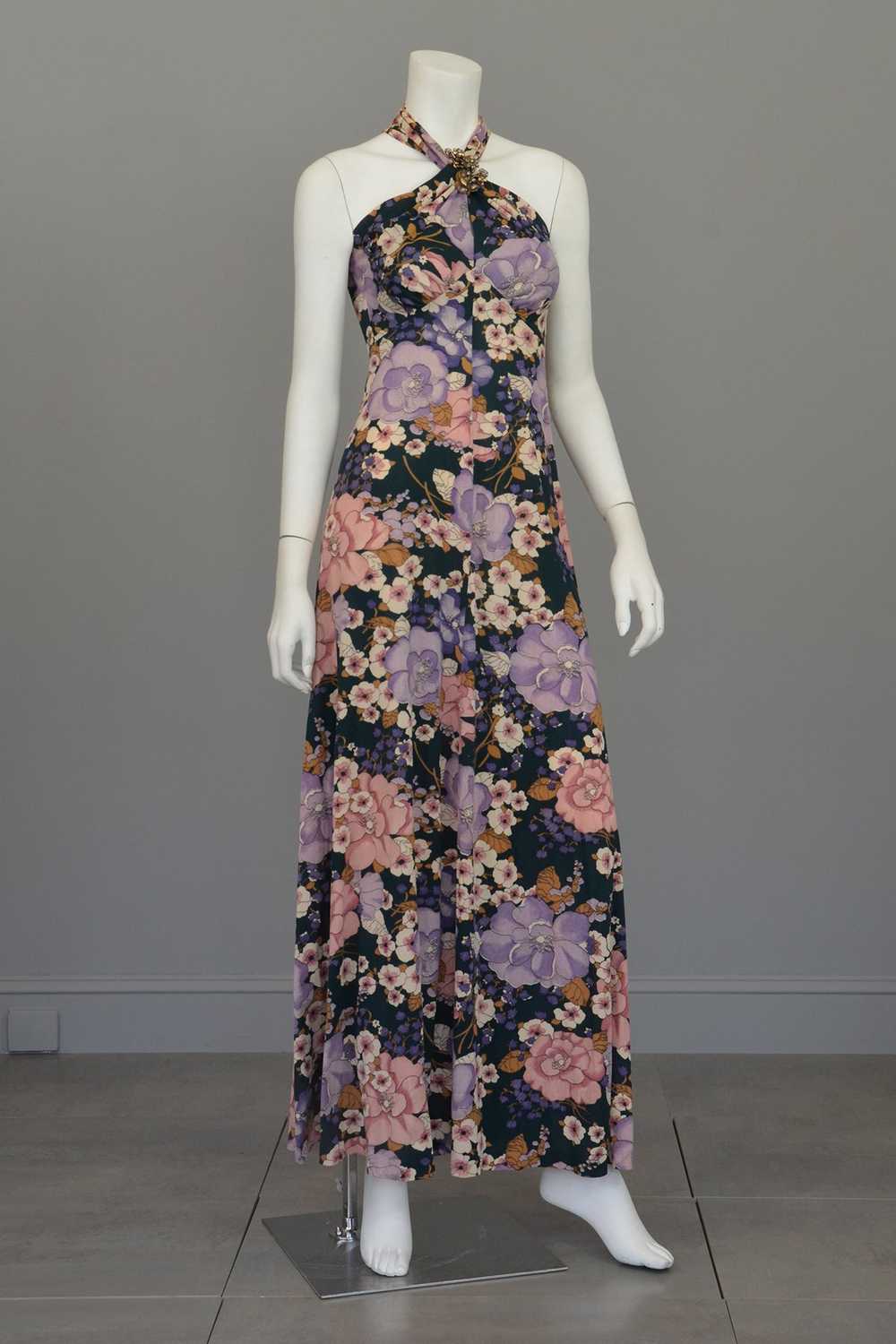 1970s Twisted Halter Keyhole Floral Print Maxi Dr… - image 3