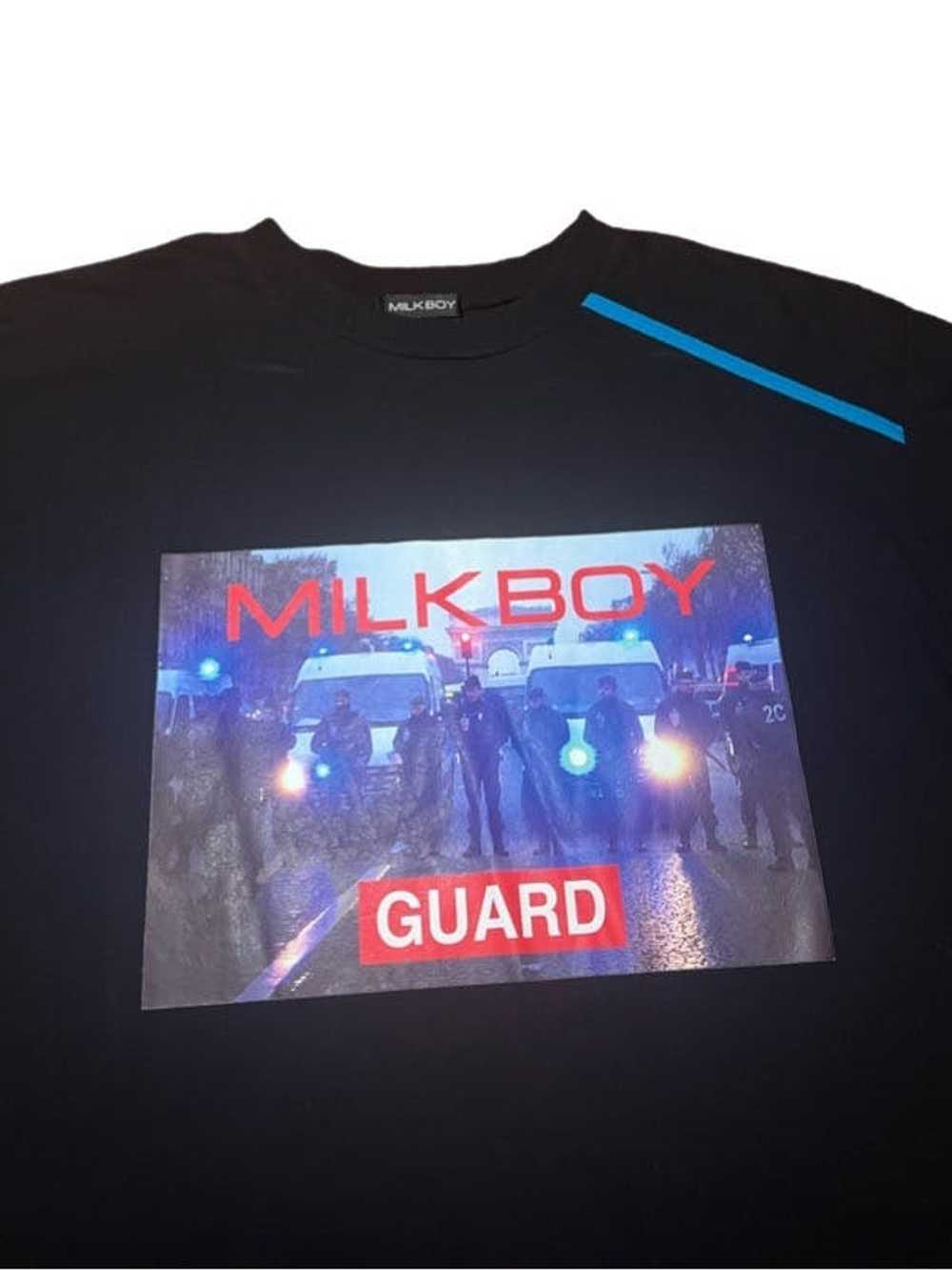 20471120 MILKBOY Guard t-shirt - Gem