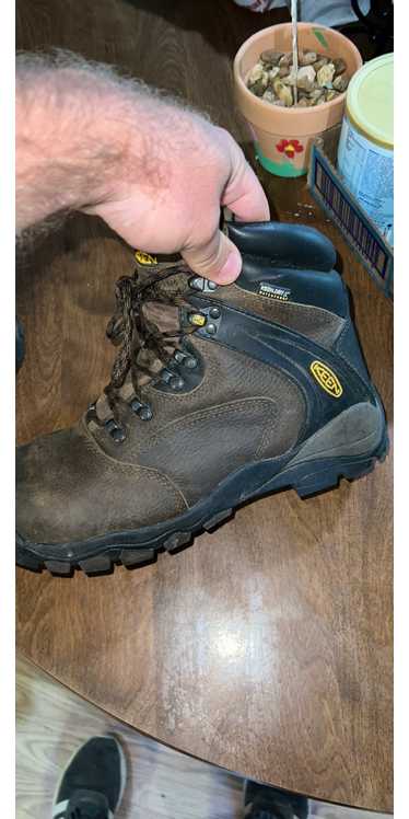 Keen Waterproof steel toe boots