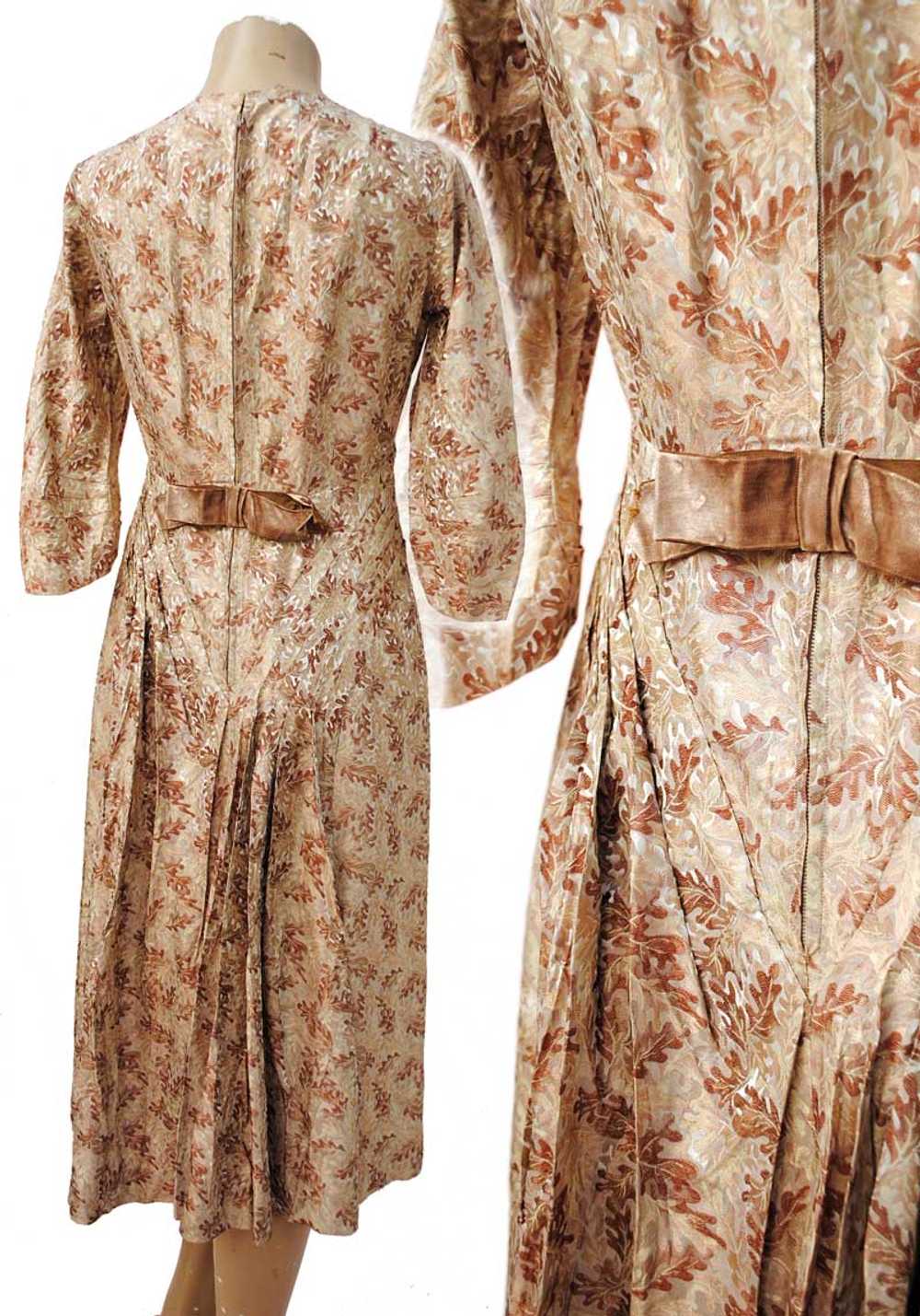 1940s Vintage Beige Silk Brocade Cocktail Dress w… - image 2