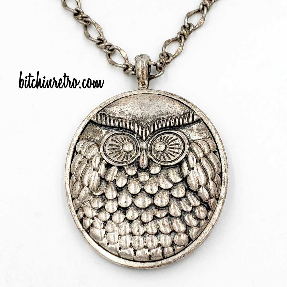 Owl Pendant Vintage Necklace With Sculptural Deta… - image 2