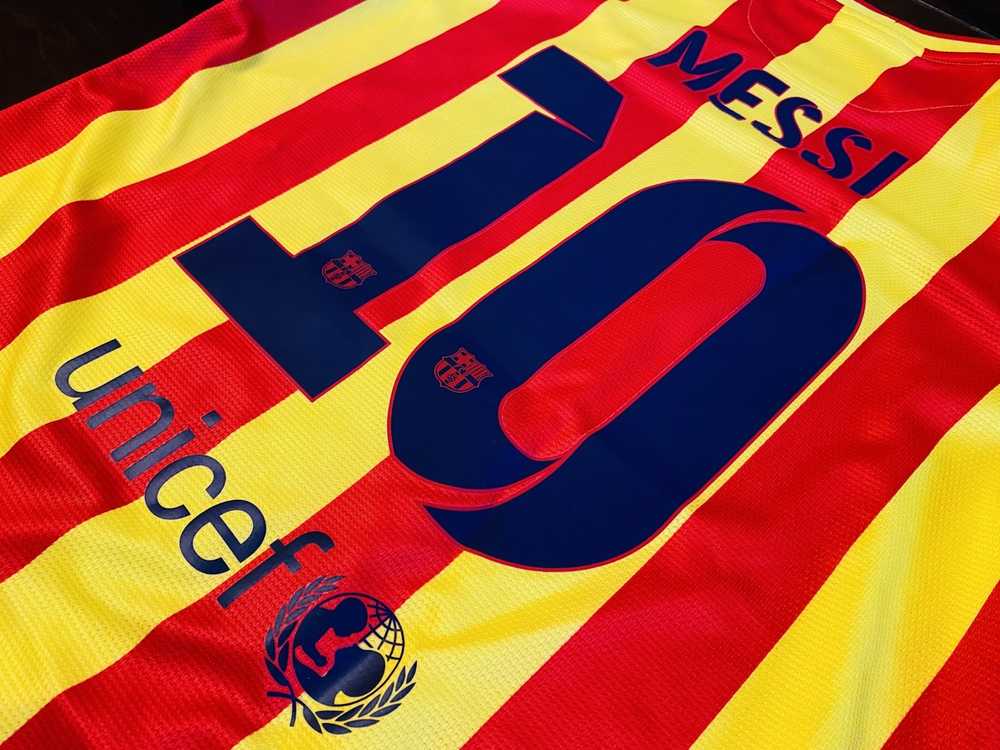 Nike × Soccer Jersey × Vintage 2013-2014 - Rare B… - image 10