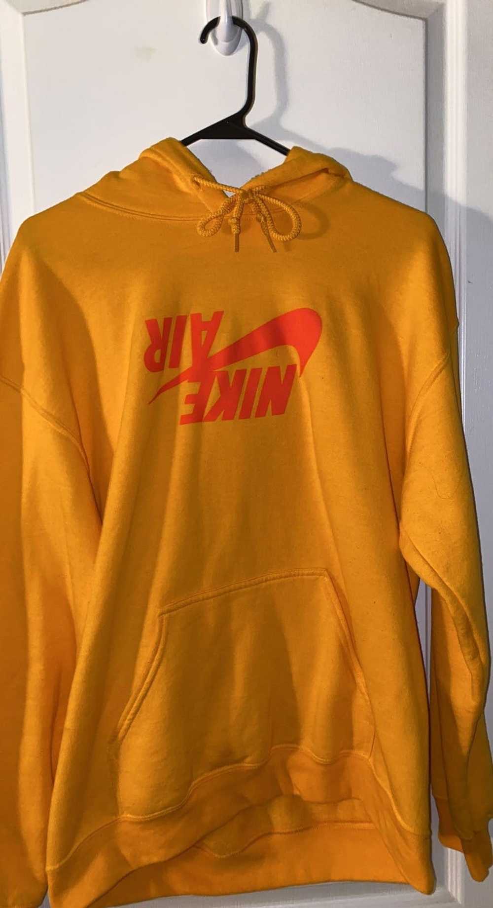 nike run shoes shield