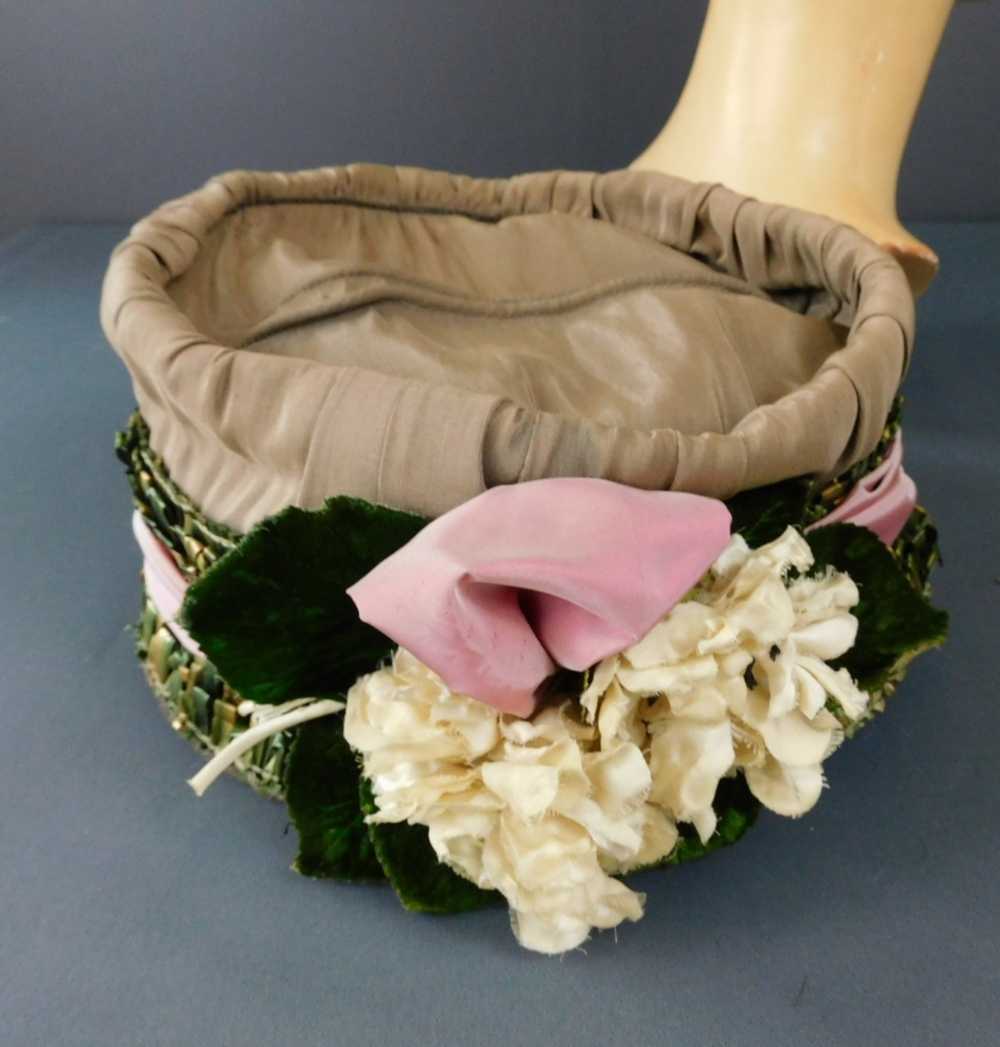 Vintage 1920s Silk Floral Hat with Straw Trim, Gr… - image 12