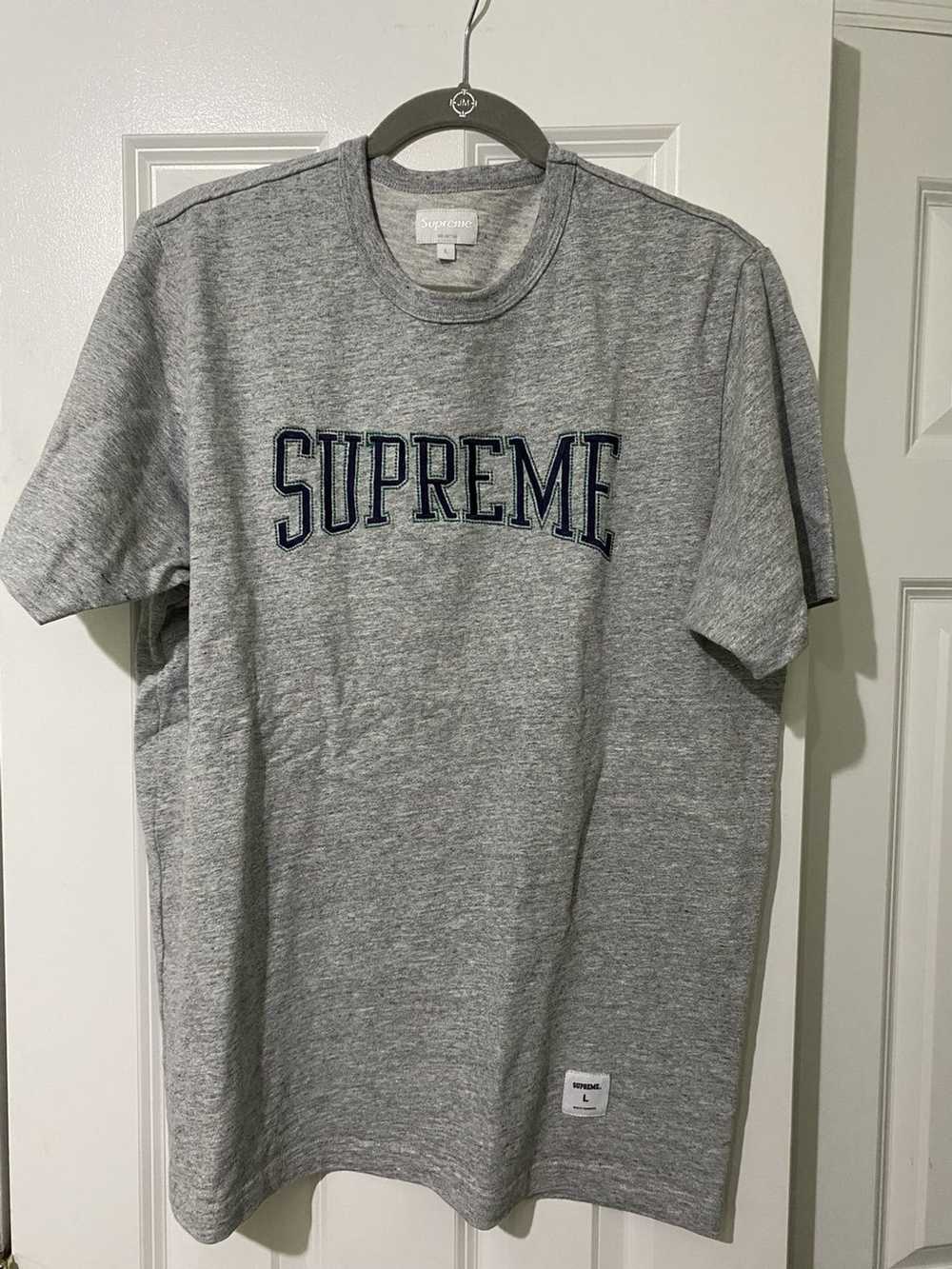 Supreme Supreme Dotted Arc Tee Size Large - image 1