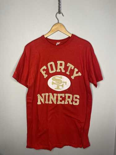 San Francisco 49ers And Los Angeles Dodgers I Bleed Red And Gold On Sunday  And Blue And Red On Game Day T-Shirt - Yesweli