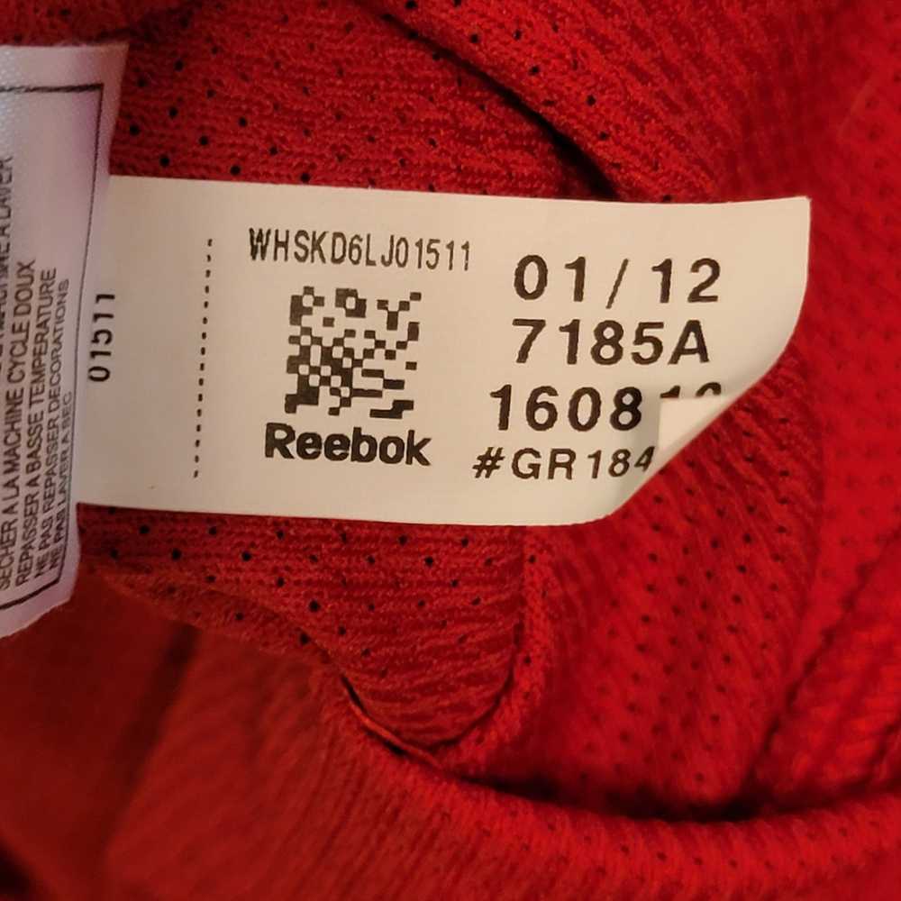 Reebok Authentic with CCM on the size tag? - NHL - SportBuff Zone