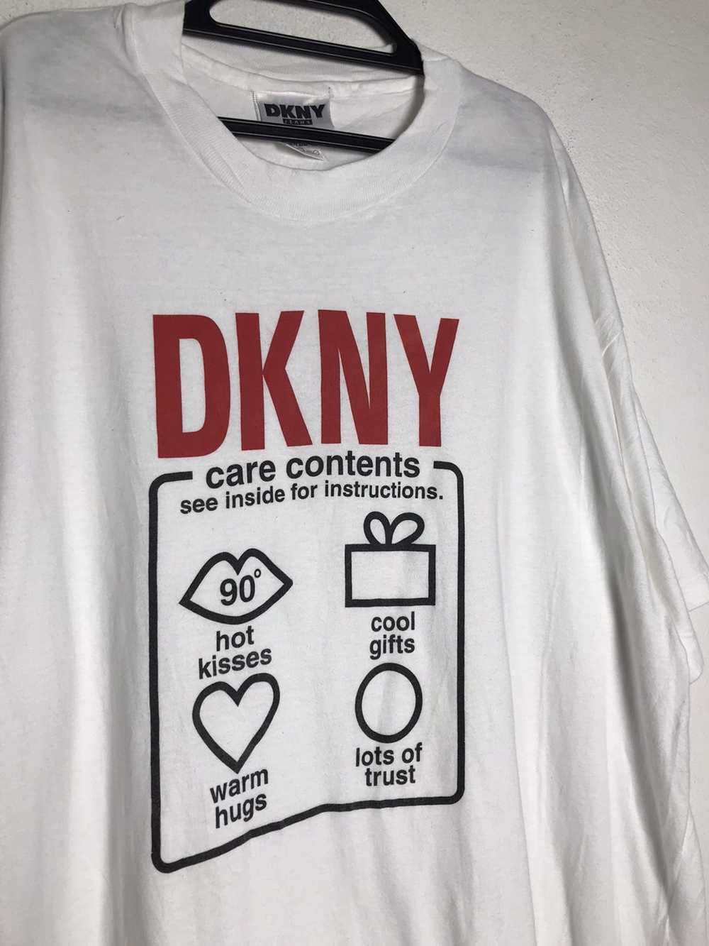 DKNY × Made In Usa VINTAGE 90S DKNY T SHIRT MADE … - image 2
