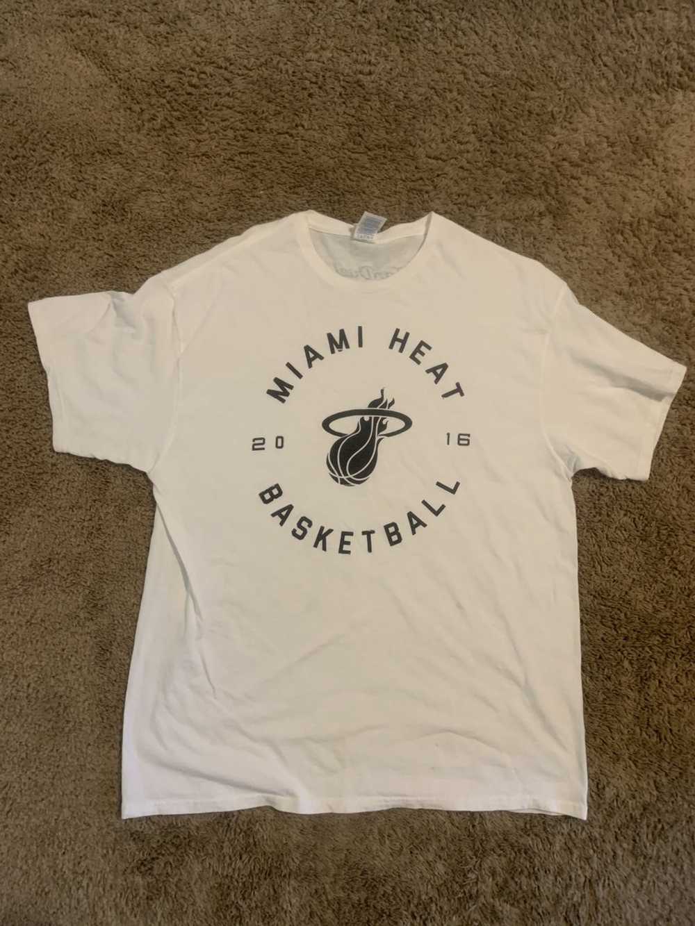 NBA Vintage miami heat "white hot heat" shirt 201… - image 1