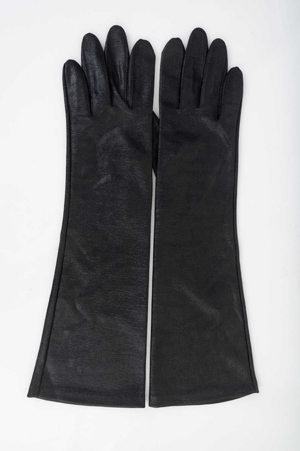 1960s Black Faux Leather Opera Gloves - image 2