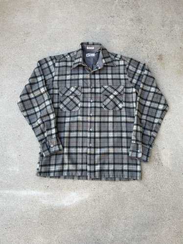 Flannel × Vintage VTG 90’s Back Packer Gray Plaid 