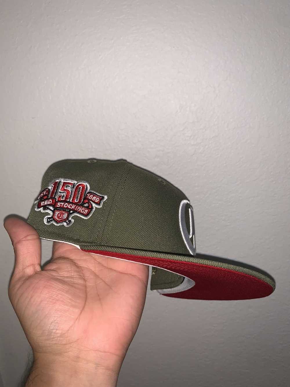 New Era Cincinnati Reds Fitted Hat - 7 1/8 - image 2