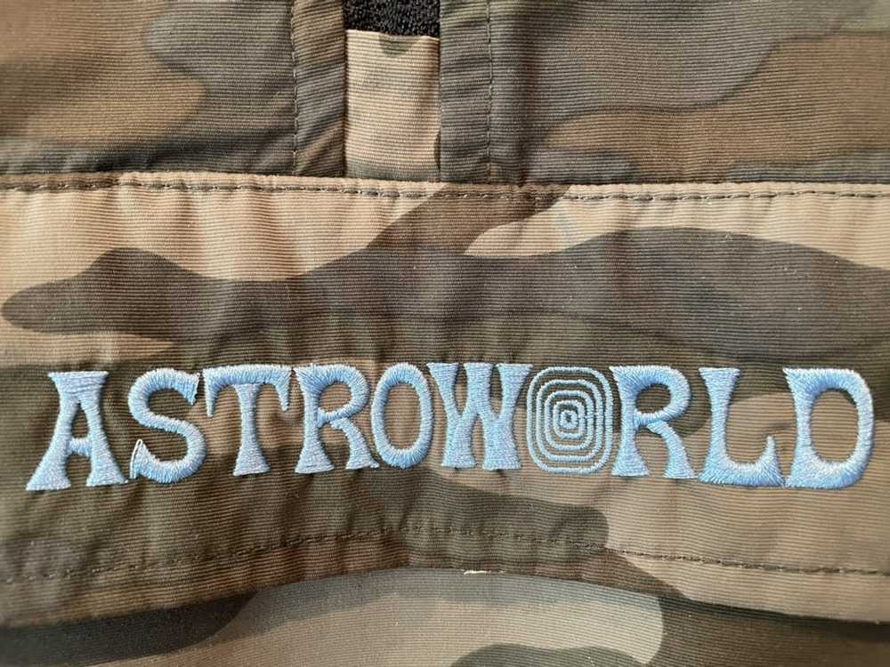 Travis Scott Astroworld Camo Anorak - Travis Scott - image 7