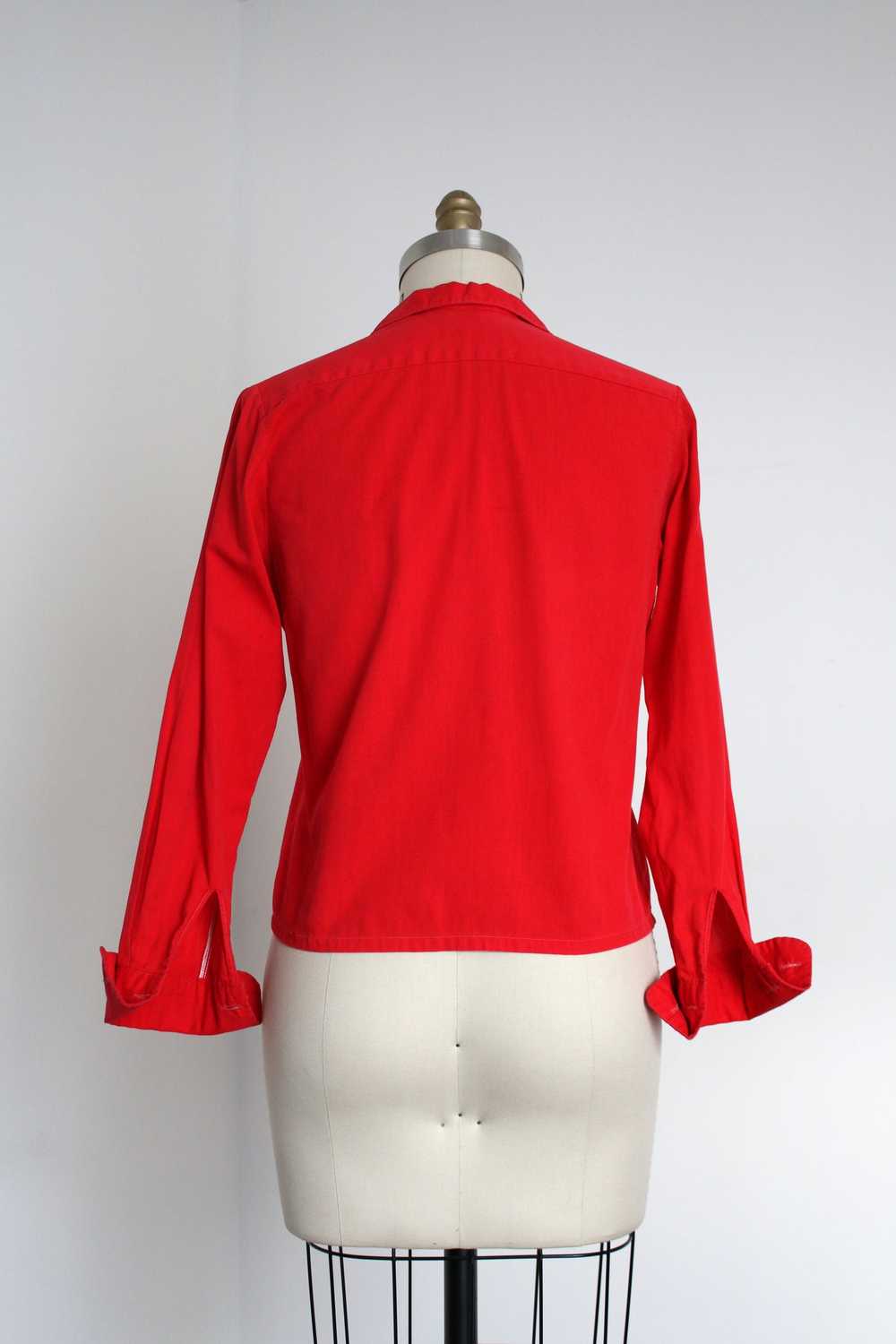 MARKED DOWN vintage 1950s red blouse {m} - image 3