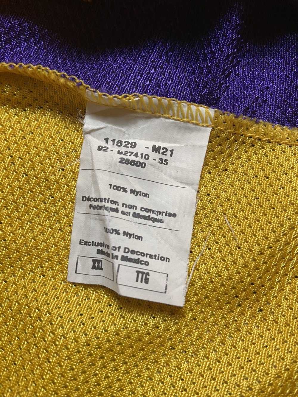 Champion Preloved Vintage Lakers Kobe Bryant Jers… - image 6