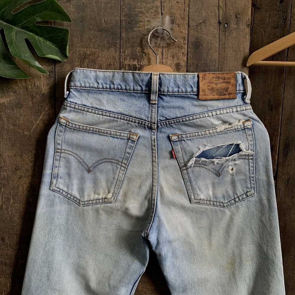 Levi's × Vintage Vintage Distressed Levis 525 Den… - image 9