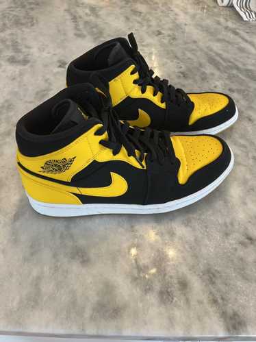 Nike Air Jordan 1 Retro Mid 2017 New Love 2017