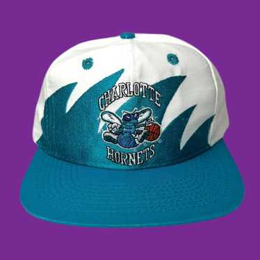 Logo Athletic Vintage 90’s Charlotte Hornets Shar… - image 1