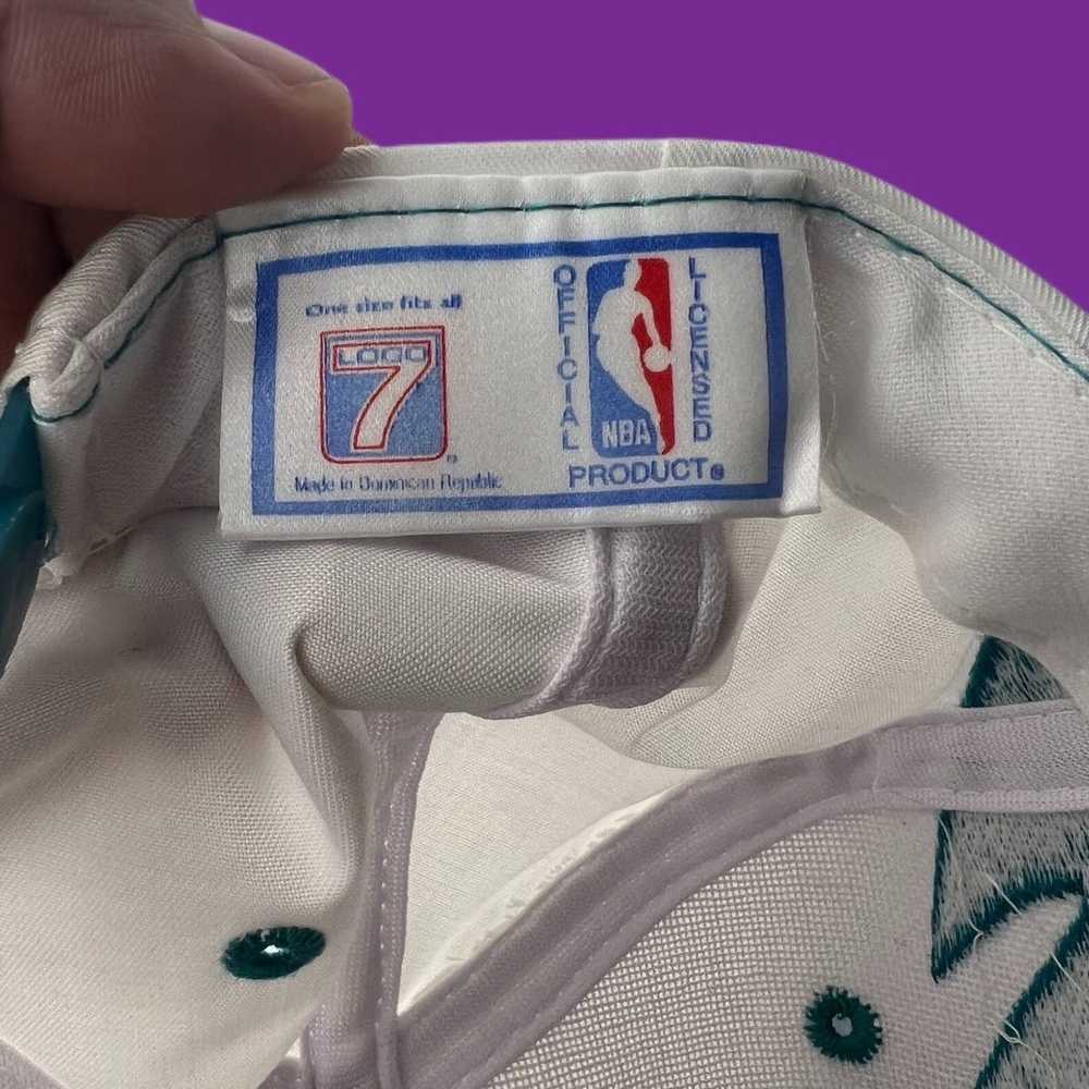 Logo Athletic Vintage 90’s Charlotte Hornets Shar… - image 5