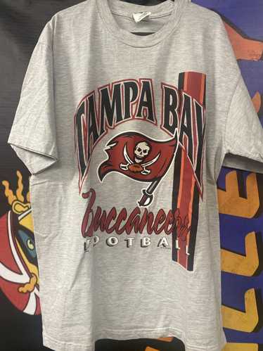 VINTAGE EMBROIDERED TAMPA BAY BUCCANEERS SWEATSHIRT - The Copper Closet