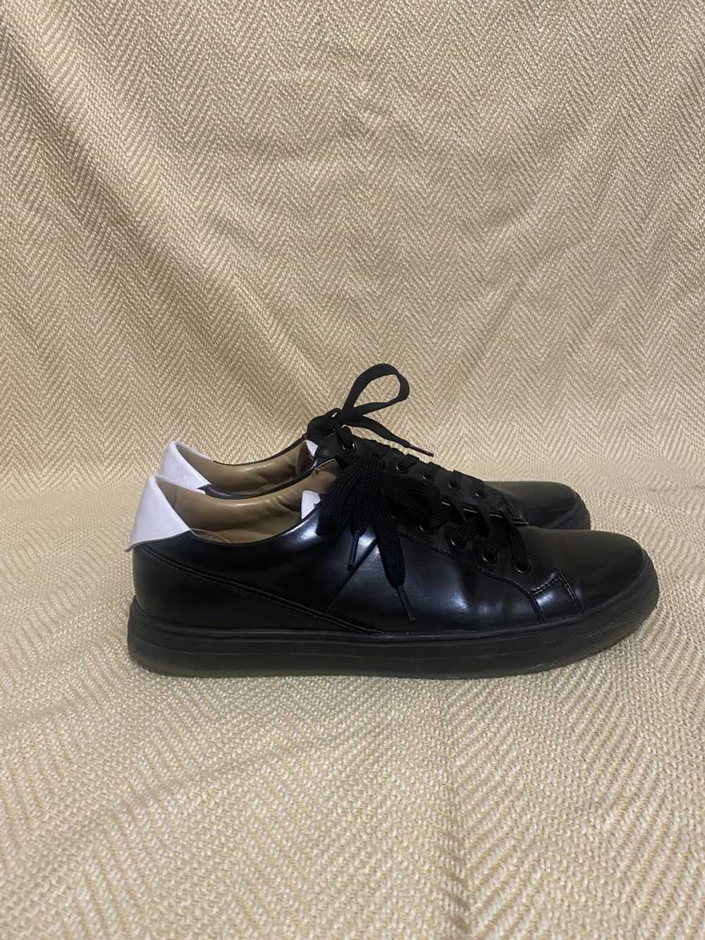 Kenneth Cole Kenneth Cole black leather sneakers - image 2