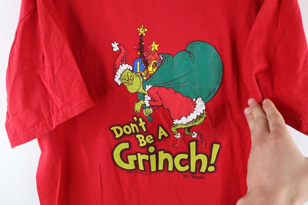 Vintage Vintage Dr Seuss Faded The Grinch Short S… - image 4