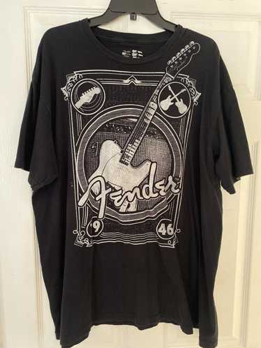 Fender Authentic fender guitar and amp T-shirt