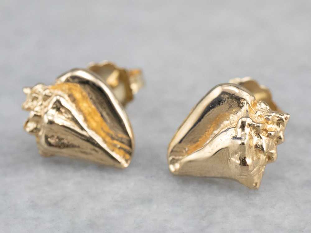 Golden Conch Shell Stud Earrings - image 3
