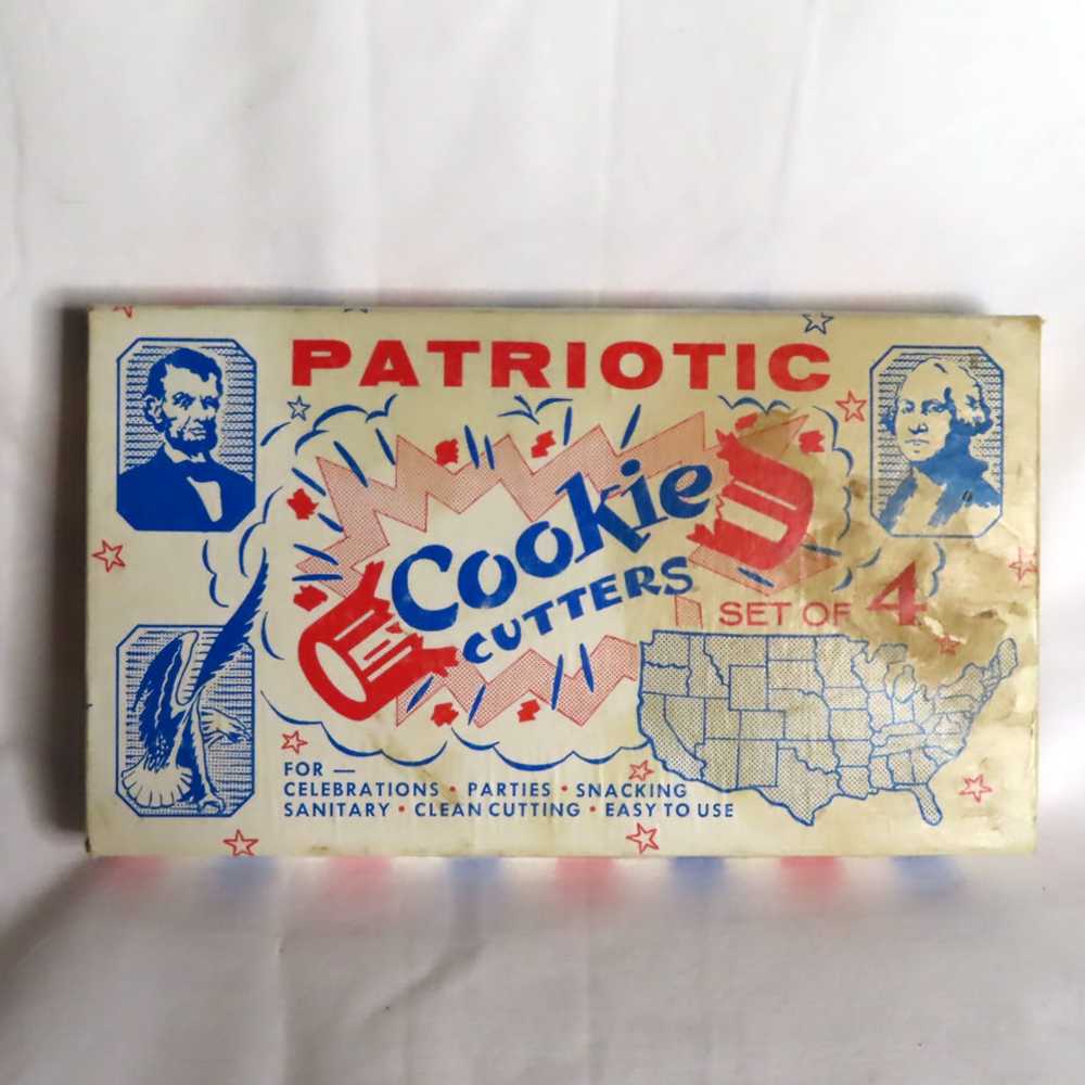 Vintage Boxed Set Patriotic Cookie Cutter America… - image 4